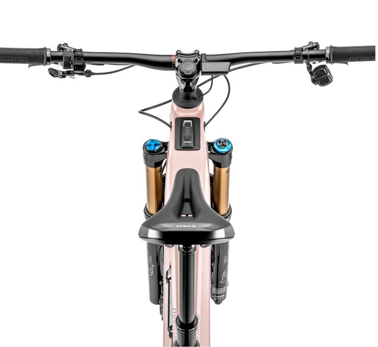 moustache-samedi-29-game-150-8-600-pink_5_o