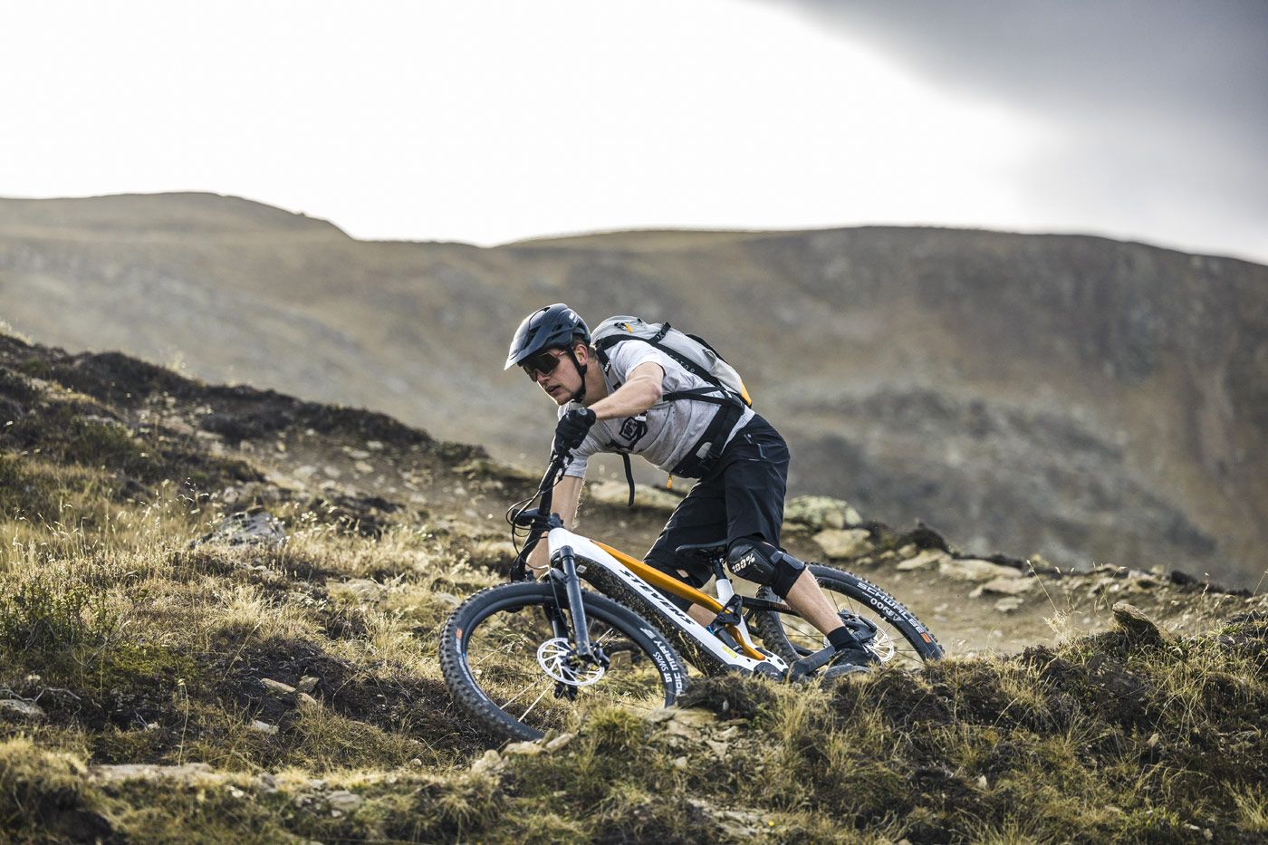 stevens-e-inception-am-8-7-1-gtf-sunset-gold-white_3_o